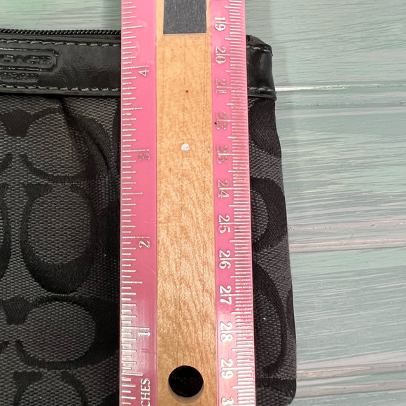 Coach Signature CC Wristlet - Picture 6 of 10